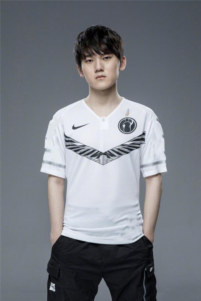 是日王者荣耀KPL焦点战前瞻：广州TTG vs 重庆狼队