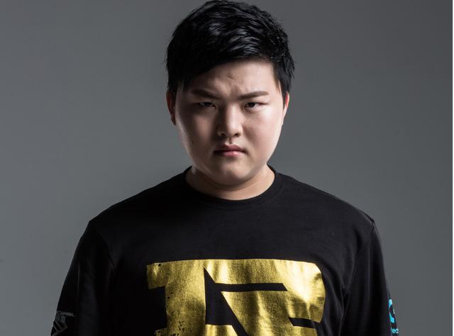 张校长#绝地求生 决赛圈进个圈怎么这么难