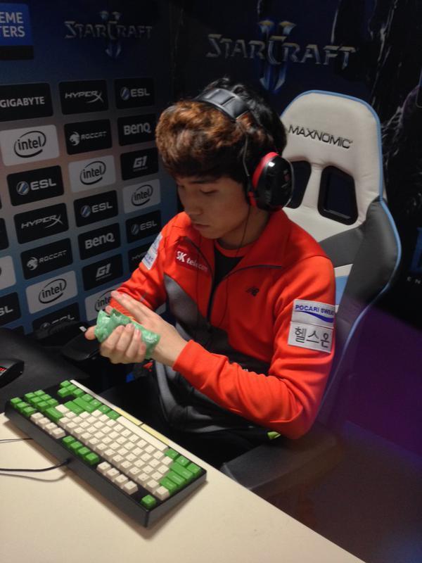 9INE 宣布降级 Misutaaa 和 s0und