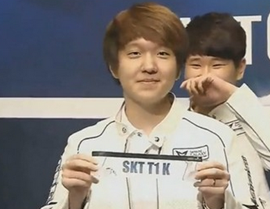 Team Spirit 将zweih和chopper移至替补席，带回zont1x和magixx进入主阵容