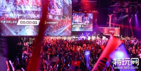 石头在行动：我向Daeny提供了一份合同，他还没有拒绝，也没有决定加入哪个战队。